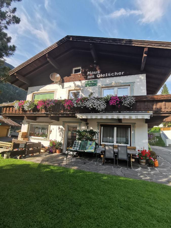 Haus Am Gletscher Нойштіфт-ім-Штубайталь Екстер'єр фото